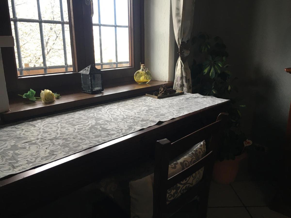 Appartamento La Casa Del Bosco Aosta Esterno foto
