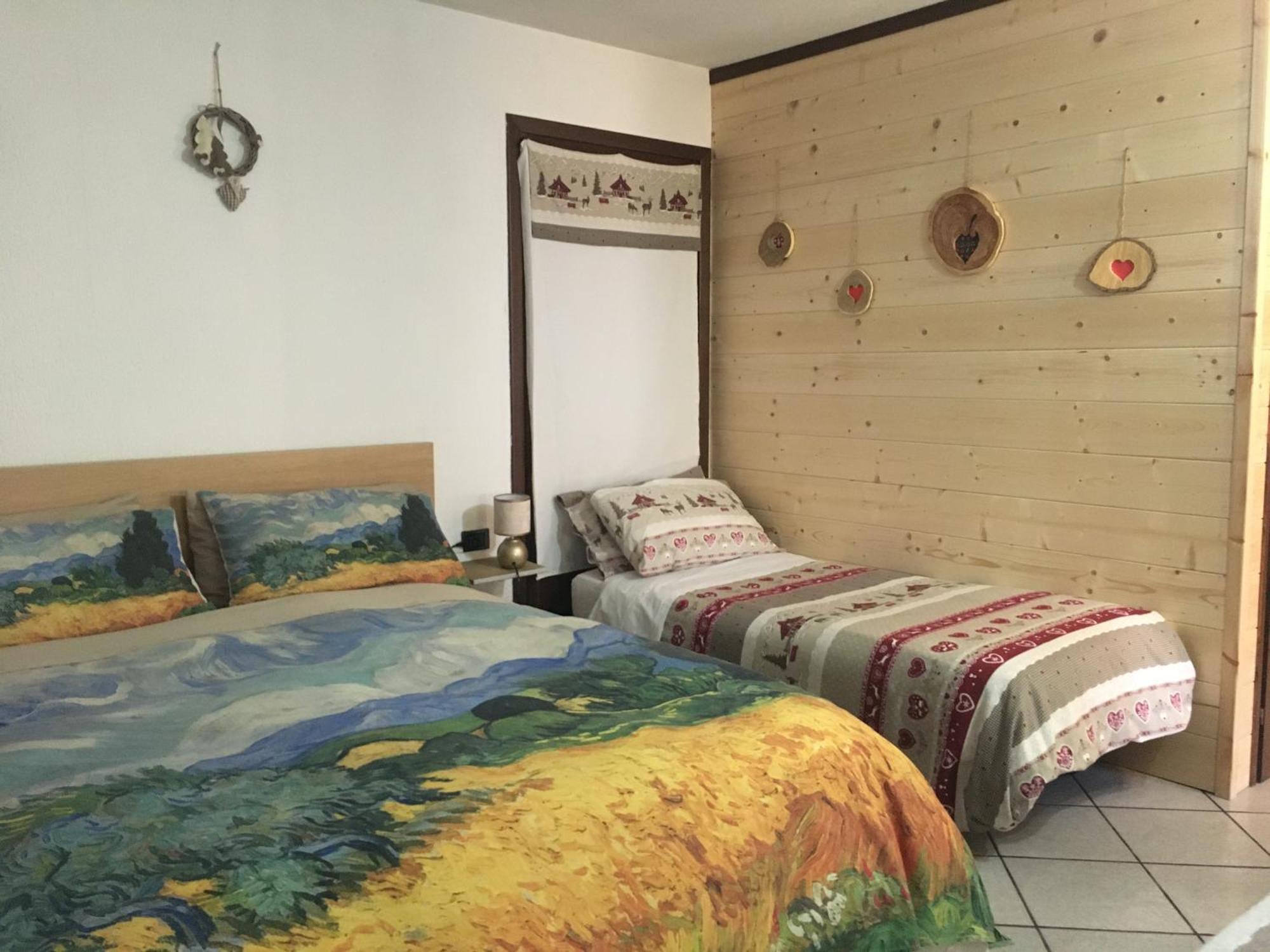 Appartamento La Casa Del Bosco Aosta Esterno foto